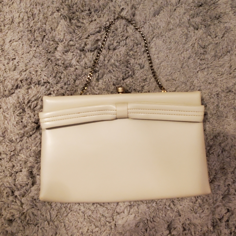 (10/$15) Cute Vintage style purse